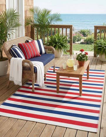 5' x 8' Easy-Clean Vista Breeze Indoor / Outdoor Rug