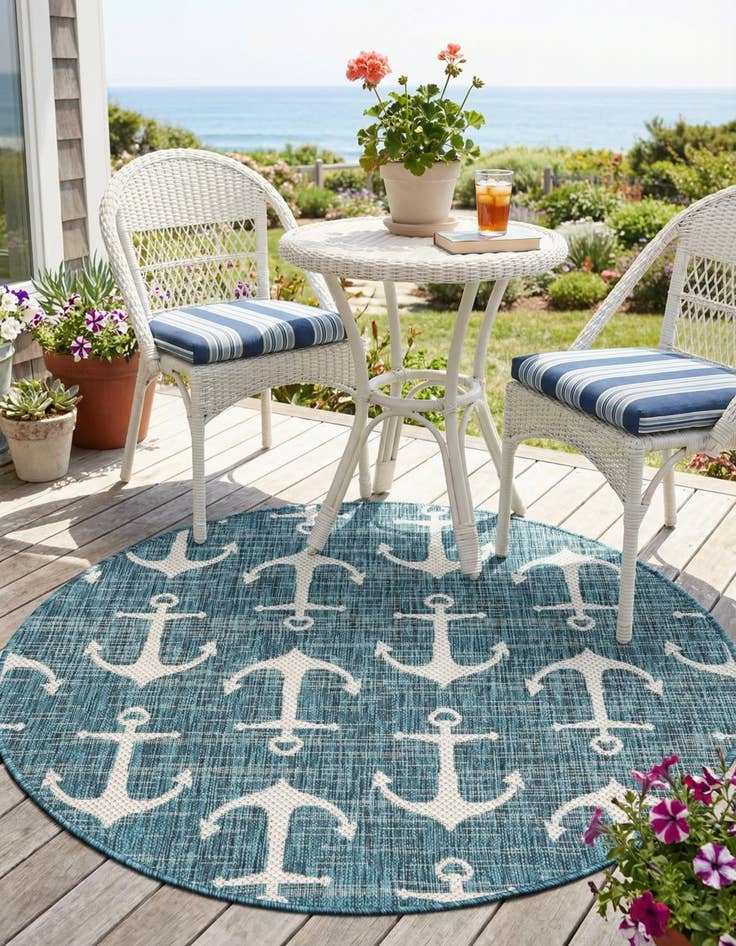 Detail image of 4' x 4' Easy-Clean Coastal Indoor / Outdoor Round Rug