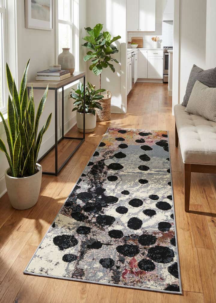 2' x 5' Easy-Clean Modern Indoor / Outdoor Runner Rug