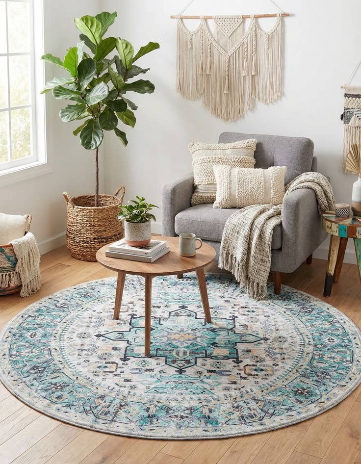 Detail image of  6' x 6'  Washable Yara Round Rug