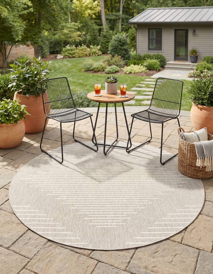 Detail image of  6' x 6'  Washable Modern Indoor / Outdoor Round Rug