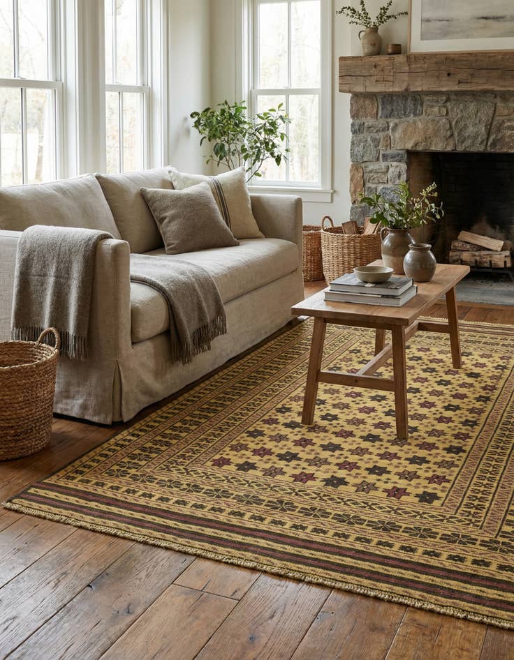 Detail image of 3' 10 x 6' 5  Hand Knotted Sumak Wool Rug