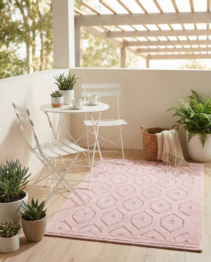 Detail image of 2' x 3' Easy-Clean Trellis Textured Indoor / Outdoor Rug