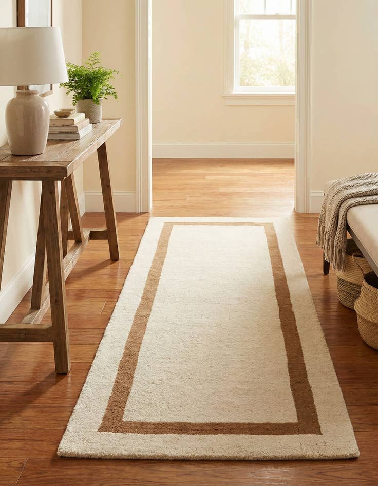 Detail image of  2' x 4' 1 Jill Zarin Border Wool Runner Rug