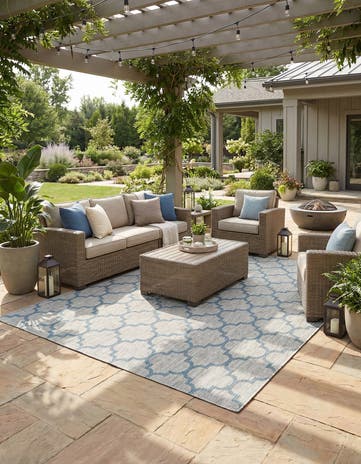 9' x 12' Easy-Clean Lattice Indoor / Outdoor Rug
