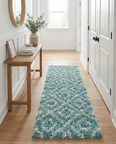  2' x 8' Lattice Shag Runner Rug