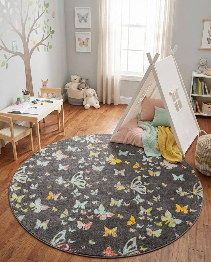 Detail image of 7' 10 x 7' 10 Whimsy Kids Round Rug