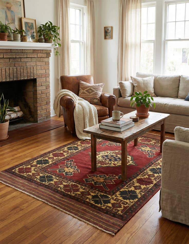 Detail image of 4' 2 x 6' 2  Hand Knotted Sumak Wool Rug