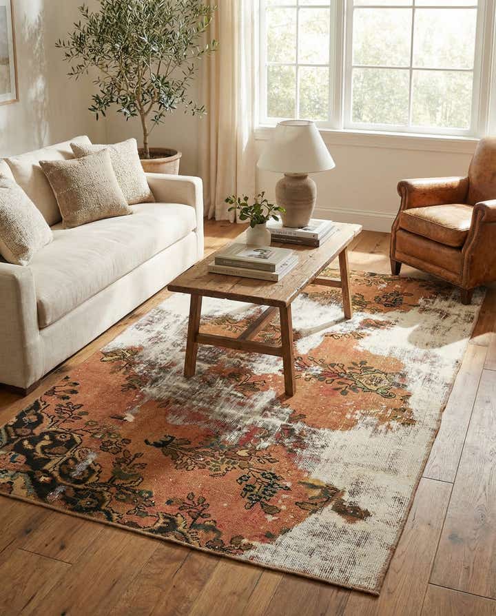 4' 4 x 6' 6 Hand Knotted Ultra Vintage Persian Wool Rug