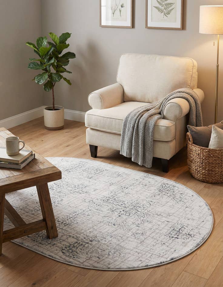 Detail image of 4' x 6' Chesterfield Oval Rug