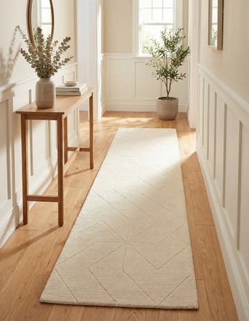 2' x 8' WoolCraft Geometric Runner Rug