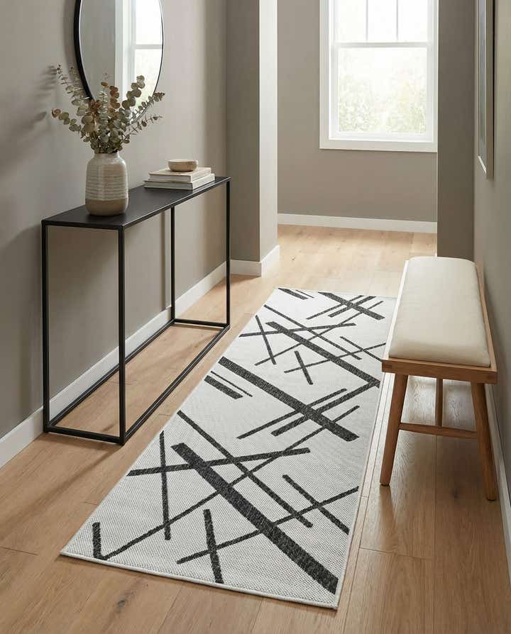 2' x 6' Easy-Clean Modern Indoor / Outdoor Runner Rug