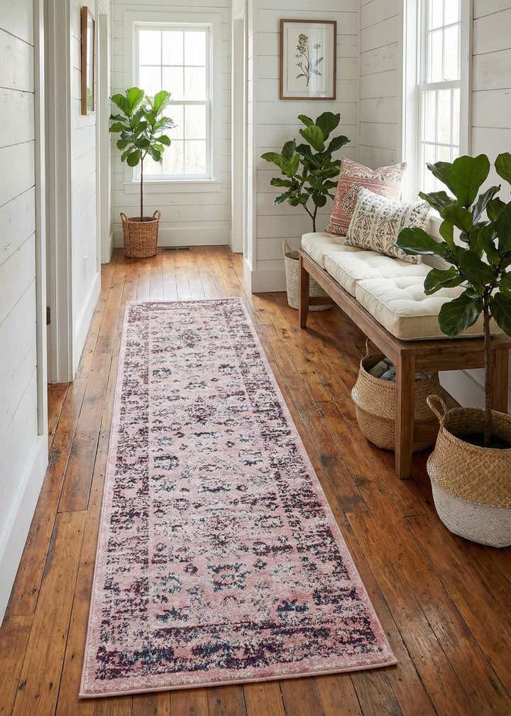 2' 7 x 10' Charleston Runner Rug