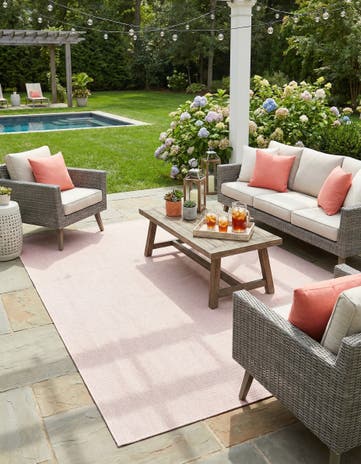 Whisper Pink Easy-Clean Solid Indoor / Outdoor Rug