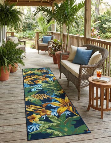2' 7 x 10' Easy-Clean Botanical Indoor / Outdoor Runner Rug