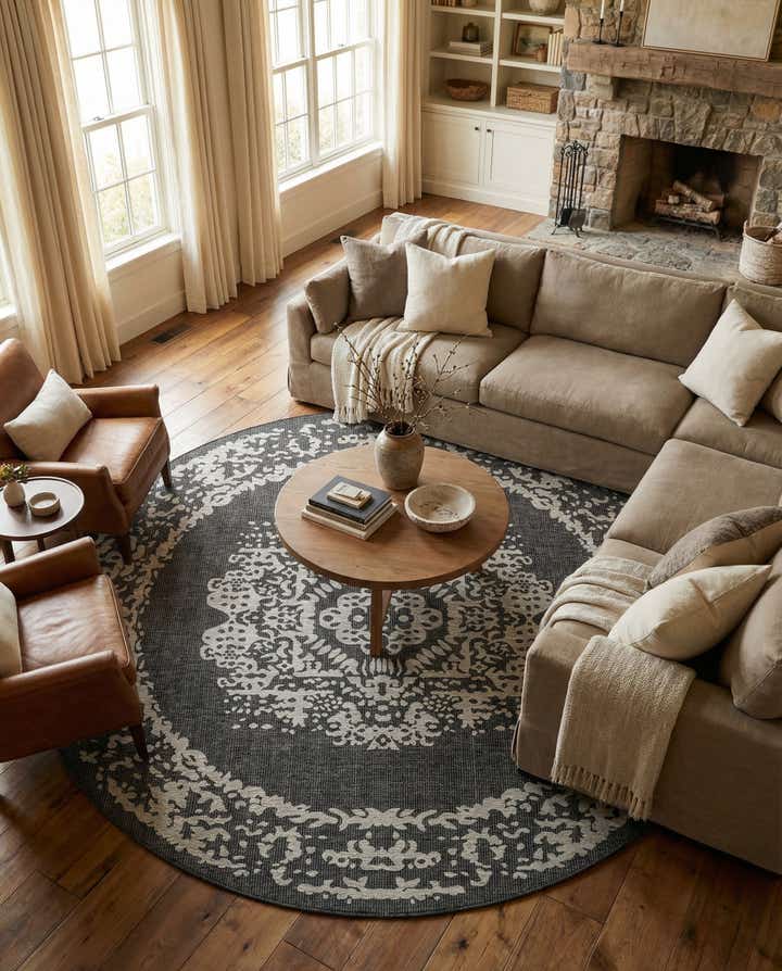 10' x 10' Easy-Clean Traditional Indoor / Outdoor Round Rug