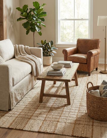 7' 10 x 7' 10 Hand Braided Laurel Handwoven Jute Square Rug