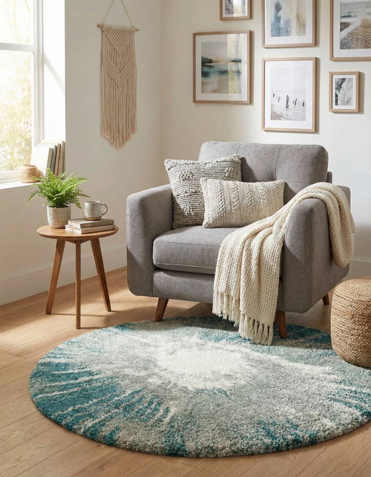 Detail image of 3' 3 x 3' 3 Soft Touch Shag Round Rug