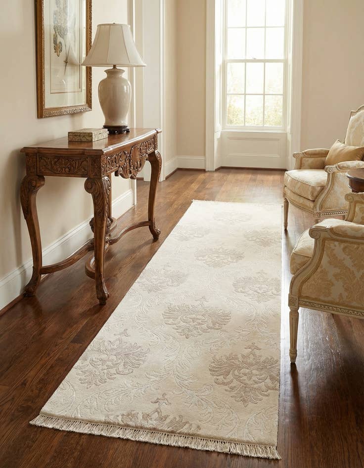 Detail image of 2' 7 x 9' 9  Hand Knotted Darya Wool Runner Rug