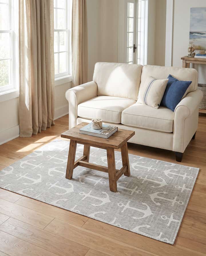 4' x 6' Easy-Clean Coastal Indoor / Outdoor Rug