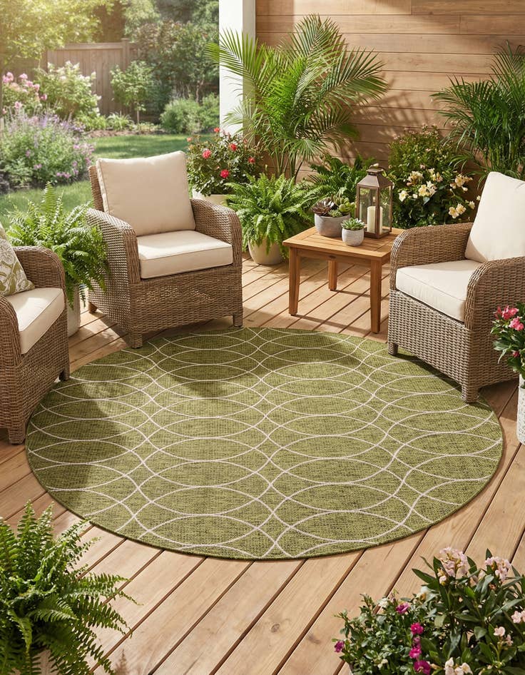 Detail image of  10' x 10'  Washable Lattice Indoor / Outdoor Round Rug