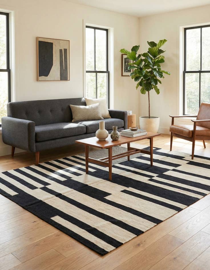 Detail image of 5' 8 x 7' 9  Hand Woven Kilim Modern Wool Rug