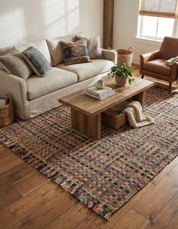 Hand Woven Chunky Jute Square Rug