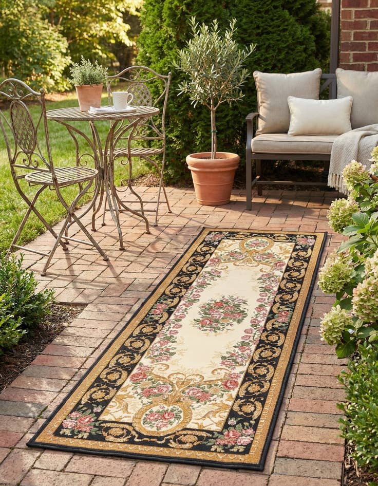 Detail image of 2' x 6' Easy-Clean Traditional Indoor / Outdoor Runner Rug