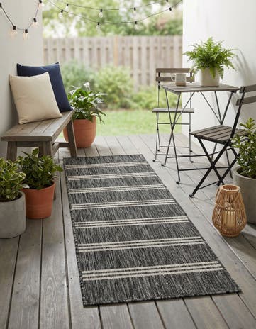 2' x 6' Easy-Clean Jill Zarin Anguilla Indoor / Outdoor Runner Rug