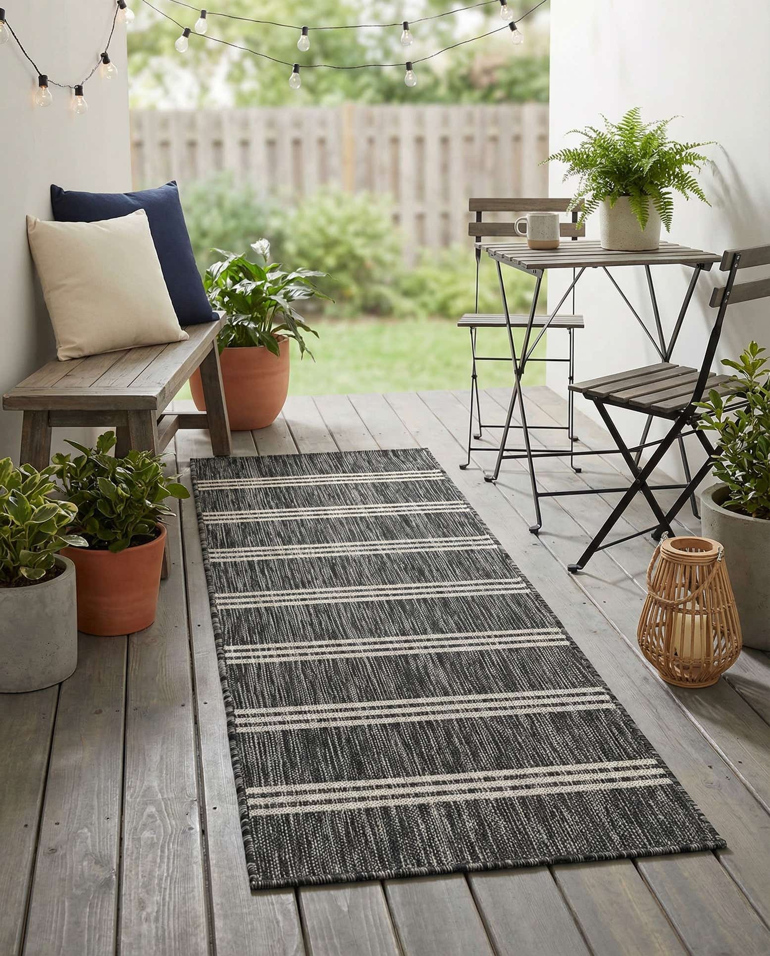 2' x 6' Easy-Clean Jill Zarin Anguilla Indoor / Outdoor Runner Rug