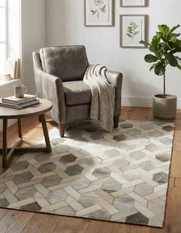 3' 1 x 5' 1 Cowhide - Patchwork Rug