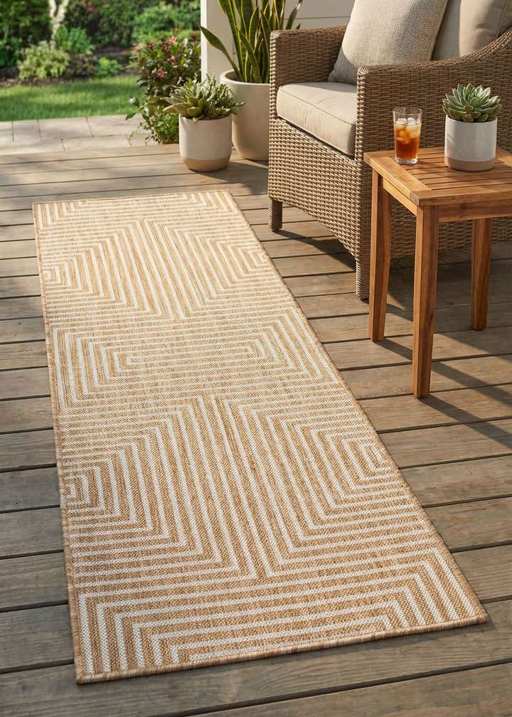 2' x 6' Easy-Clean Modern Indoor / Outdoor Runner Rug