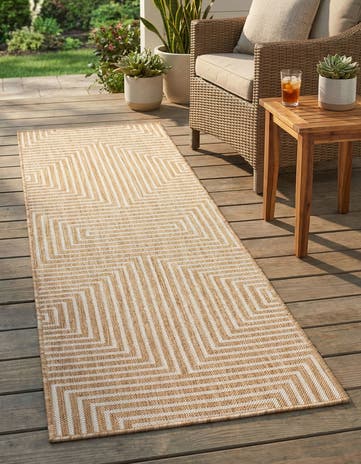 2' x 6' Easy-Clean Modern Indoor / Outdoor Runner Rug
