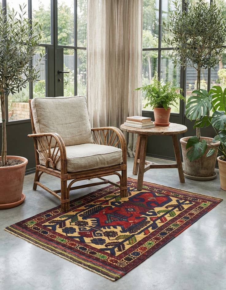 Detail image of 3' x 4' 10 Hand Knotted Sumak Wool Rug