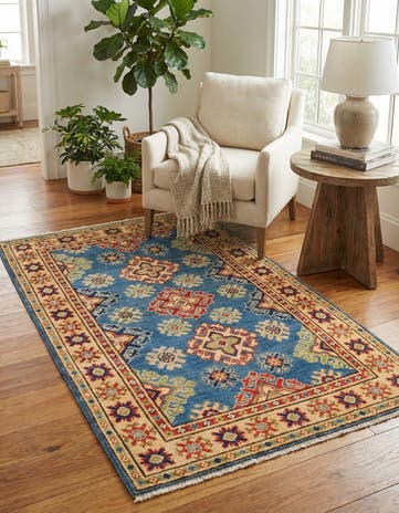 2' 7 x 4' 1 Hand Knotted Kazak Rug