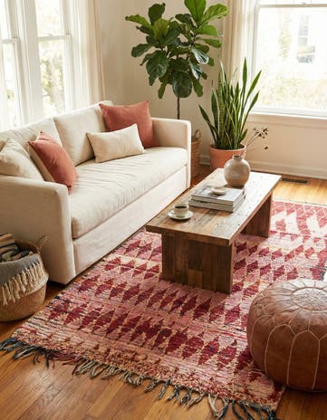 5' x 8' 8 Hand Knotted Moroccan Wool Rug