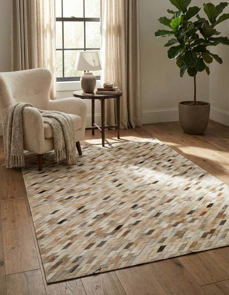 Detail image of  5' 1 x 7' 11 Cowhide - Patchwork Rug