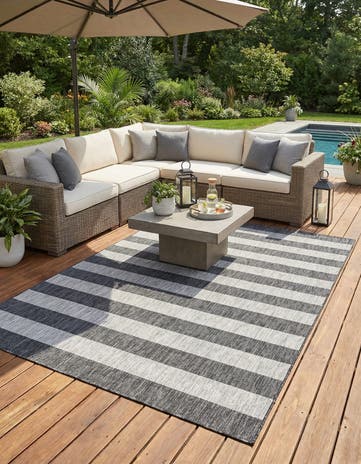 9' x 12' Easy-Clean Ribbon Indoor / Outdoor Rug