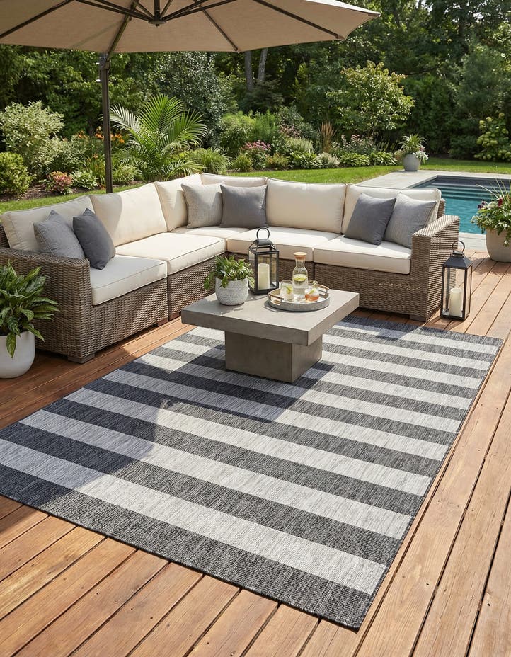 9' x 12' Easy-Clean Ribbon Indoor / Outdoor...