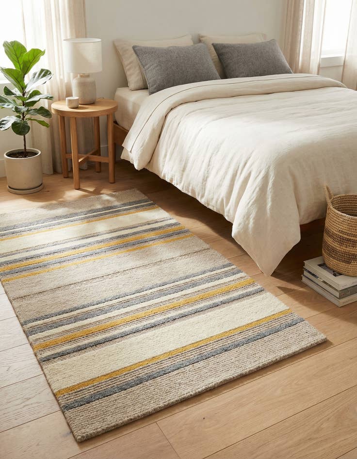 Detail image of 2' 8 x 5' Luna Wool Rug