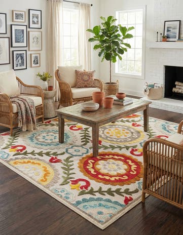 Ivory Beige Easy-Clean Casablanca Indoor / Outdoor Square Rug