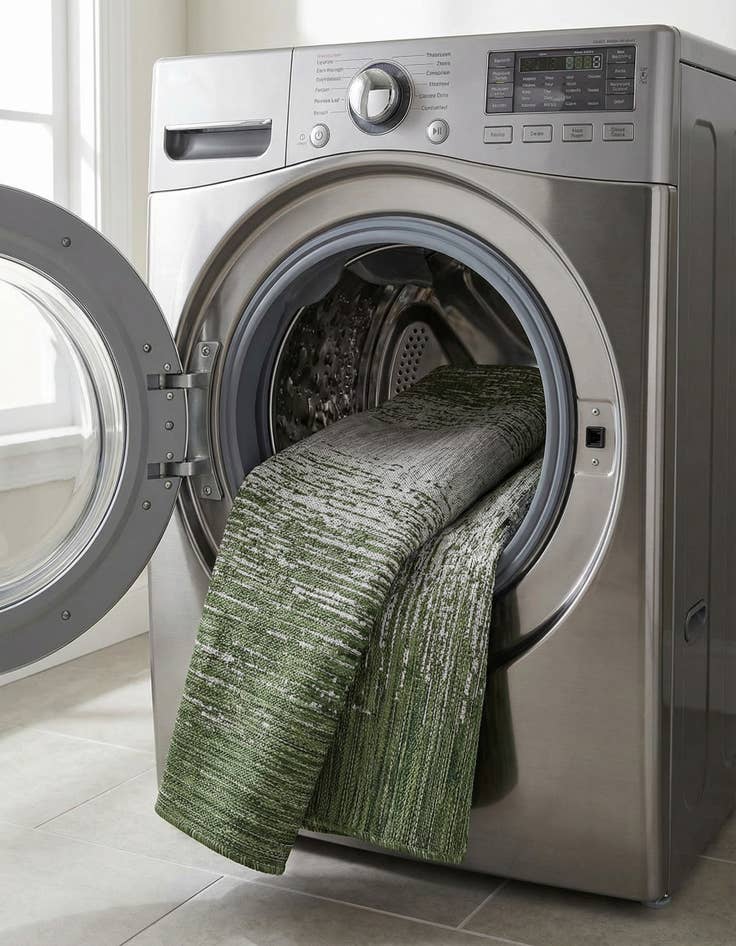 Detail image of  4' x 6'  Washable Modern Indoor / Outdoor Rug