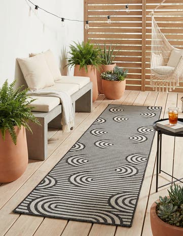 2' 7 x 12' Easy-Clean Modern Indoor / Outdoor Runner Rug