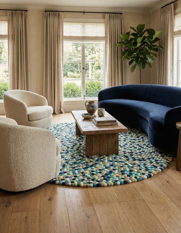 7' 10 x 7' 10 Hand Woven Felt Ball Wool Round Rug