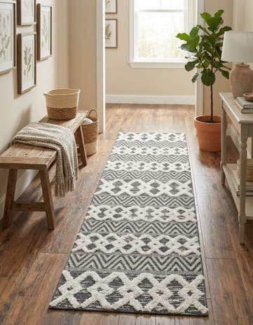 2' 3 x 8' Sabrina Soto Casa Valencia Runner Rug