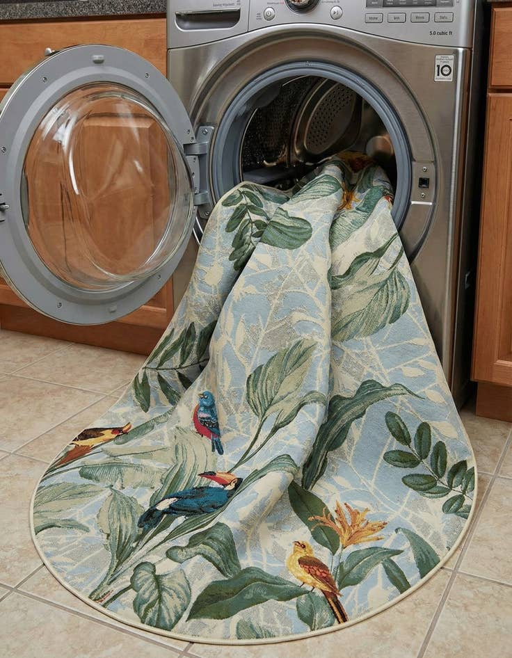 Detail image of  7' 10 x 10'  Washable Botanical Indoor / Outdoor Oval Rug