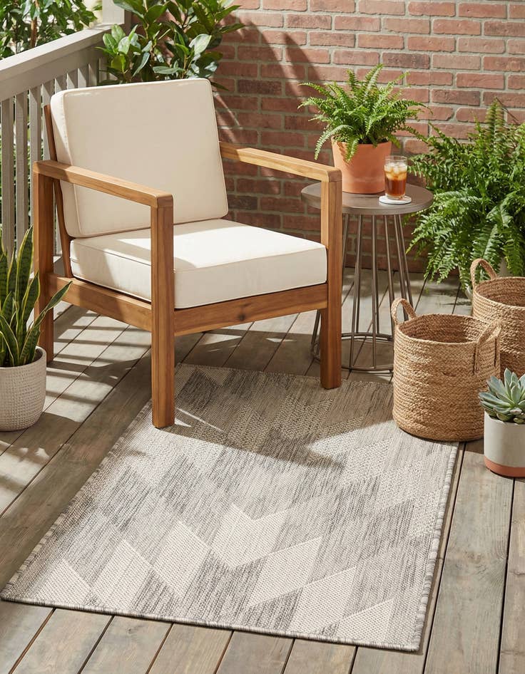 Detail image of 2' x 3' Easy-Clean Modern Indoor / Outdoor Rug