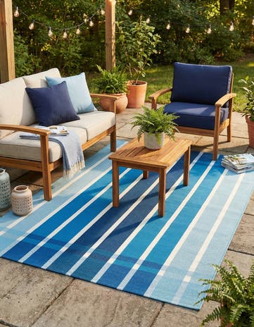 4' x 6' Easy-Clean Ribbon Indoor / Outdoor Rug