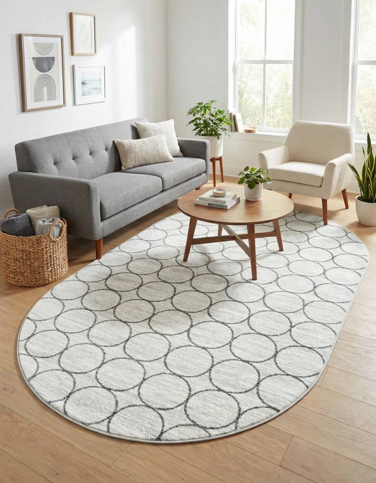 Detail image of  5' 3 x 8' Lattice Trellis Oval Rug