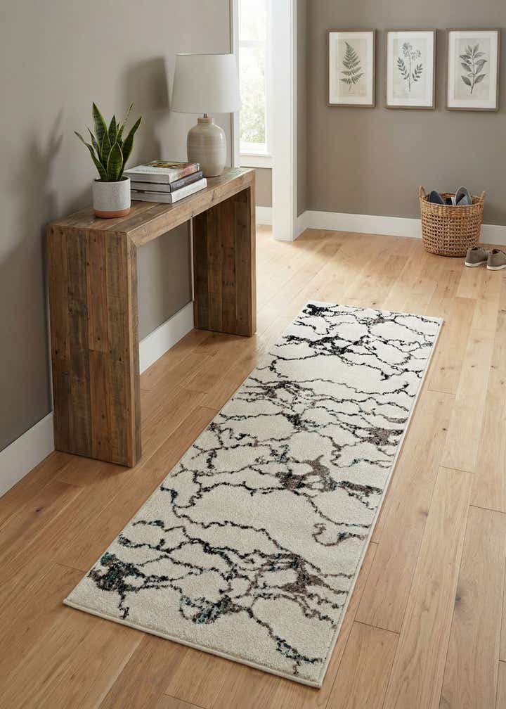 2' x 6' Madeline Runner Rug